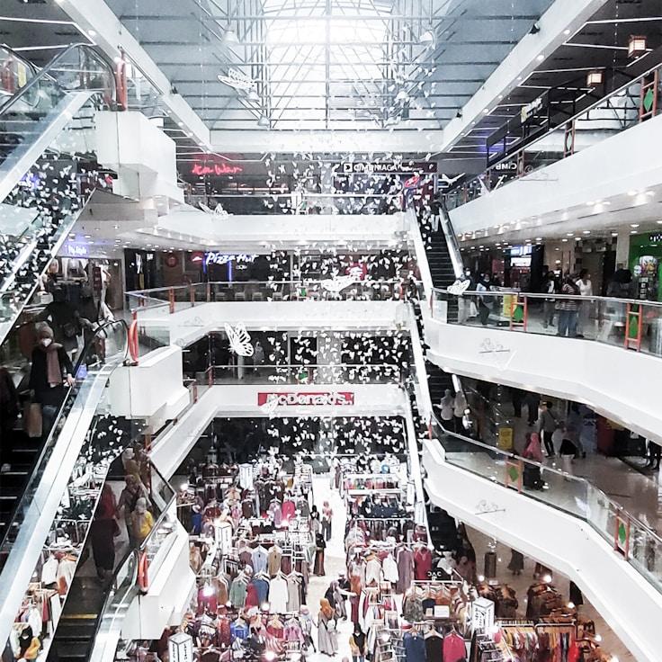 Shopping mall with wide corridors suitable for strollers